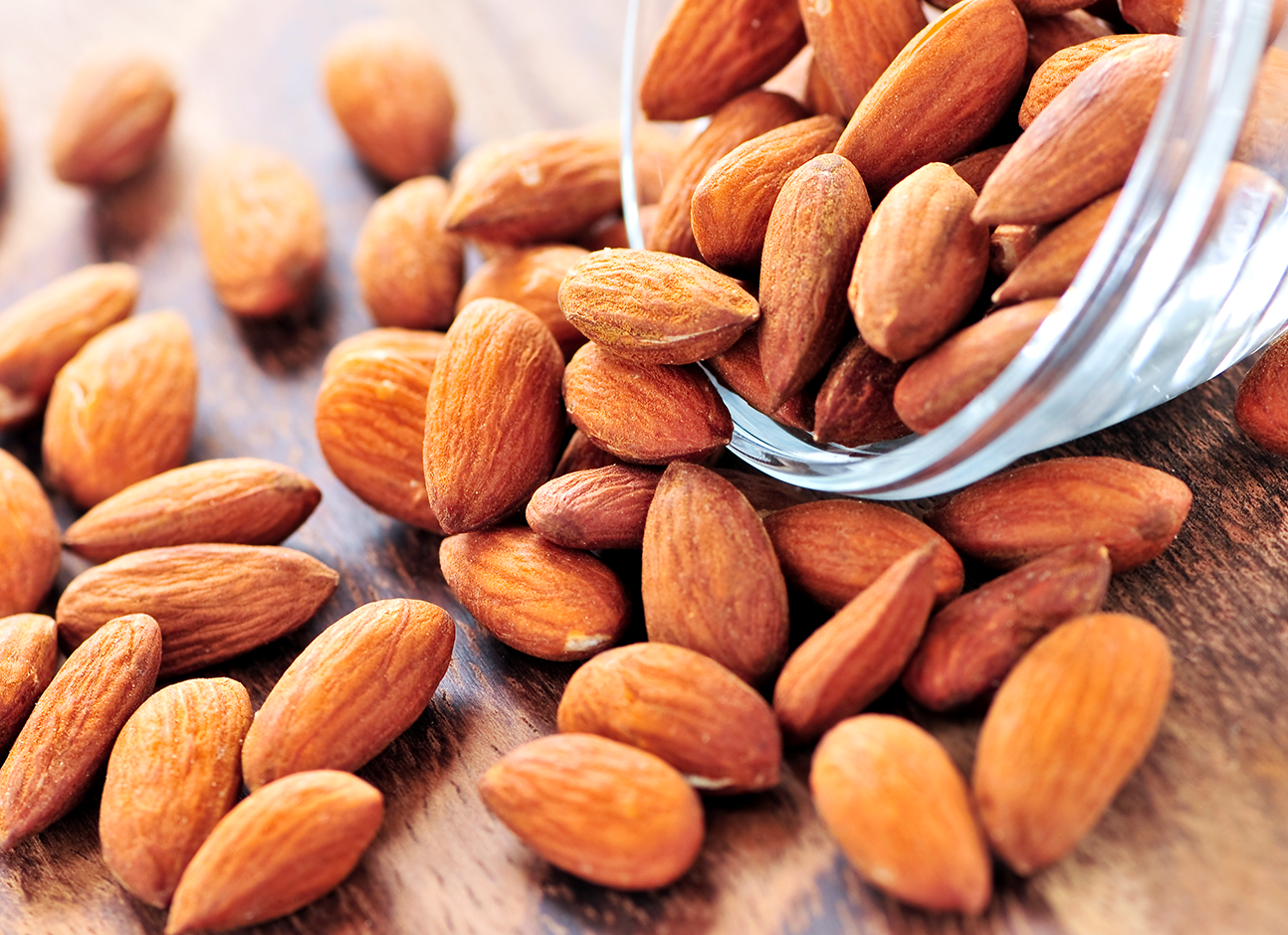 Are-almonds-toxic Almonds